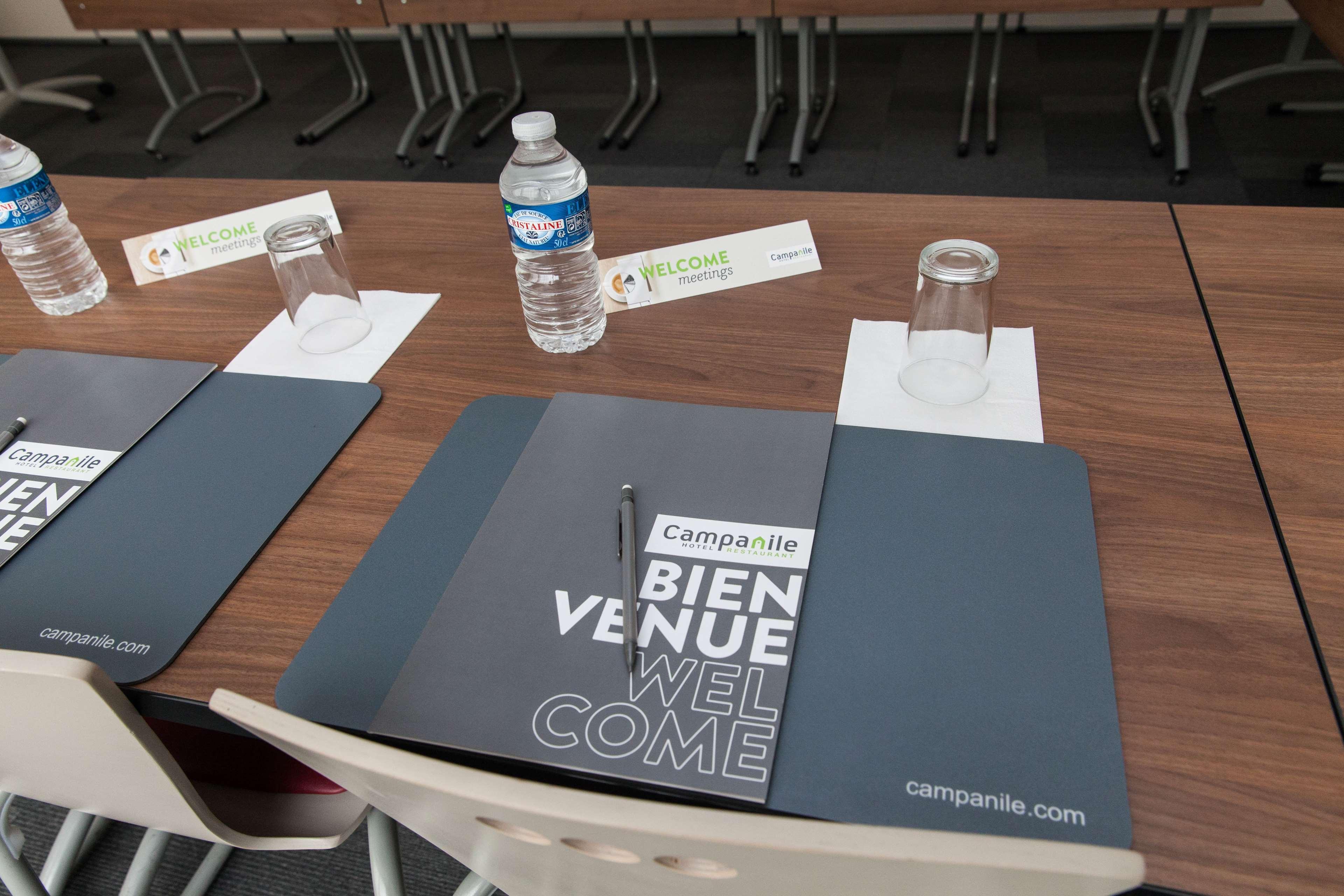 Campanile Paris 19 - La Villette Esterno foto